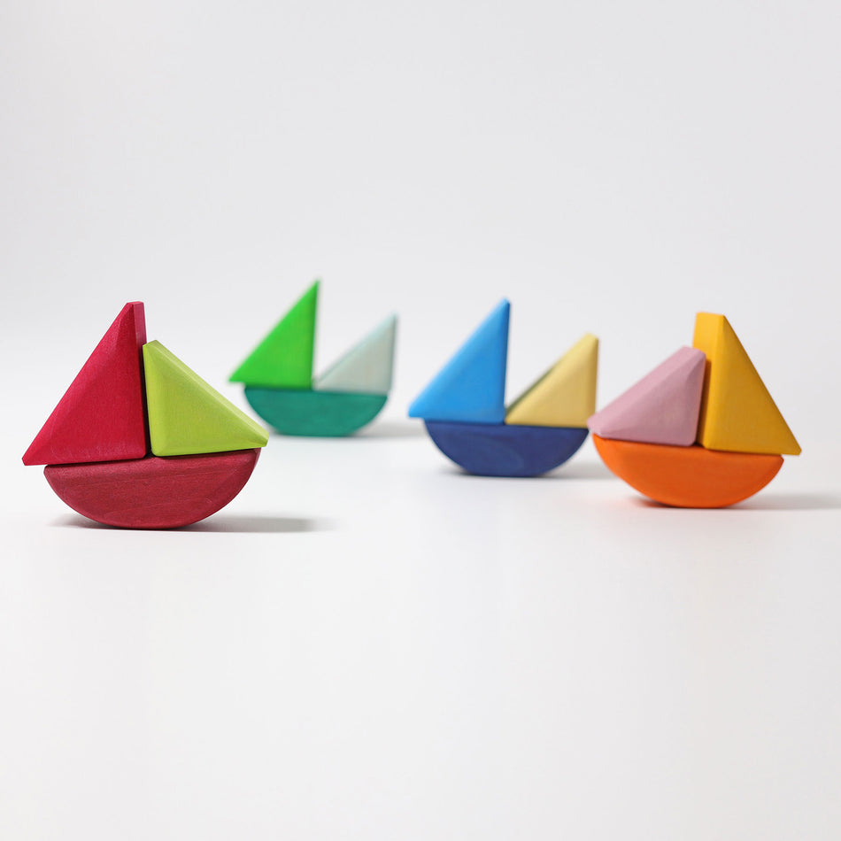 Grimm's Rolling Boats