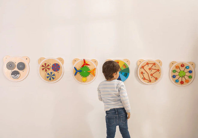 Viga Wall Toy Overlaying Colours