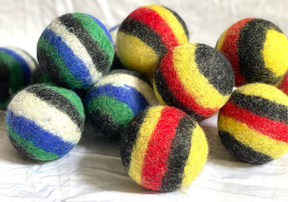 Fraser & Felt Large Balls Red/Black/Yellow