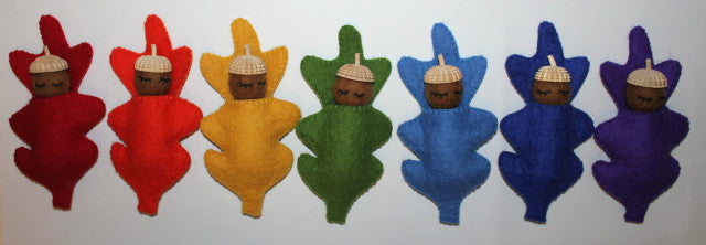Papoose Acorn Babies Rainbow 7pc
