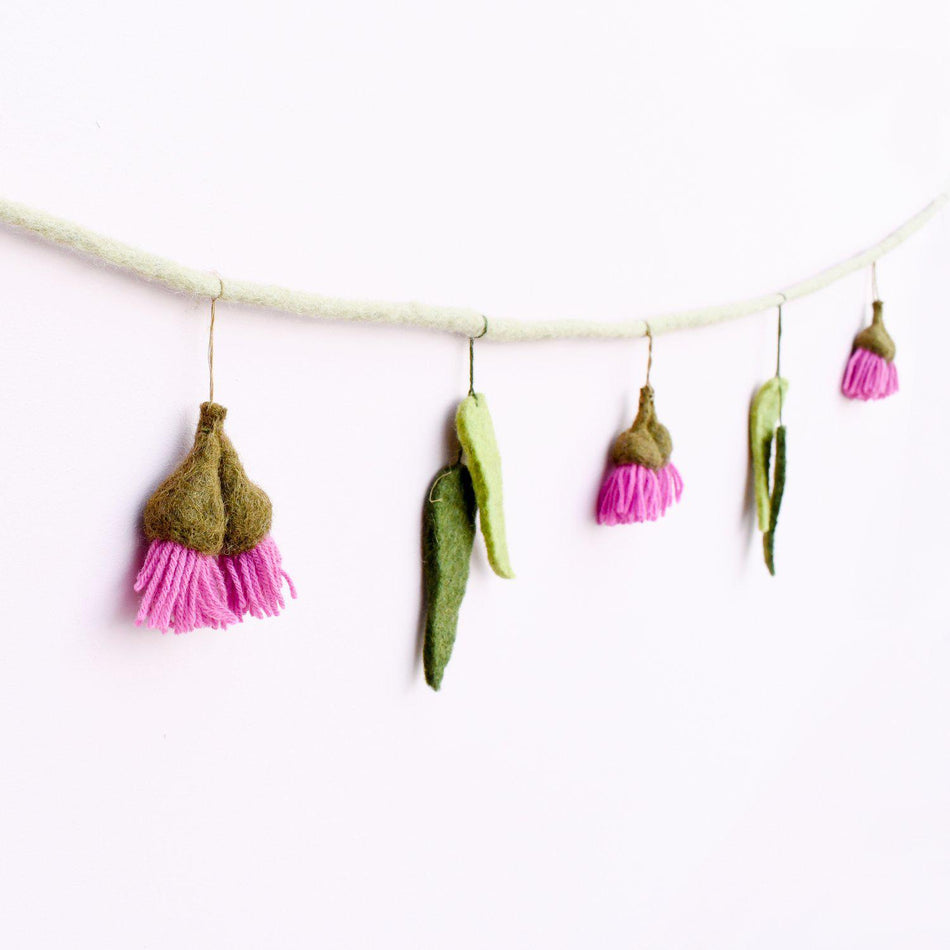 Tara Treasures Eucalyptus & Gum Blossoms Garland