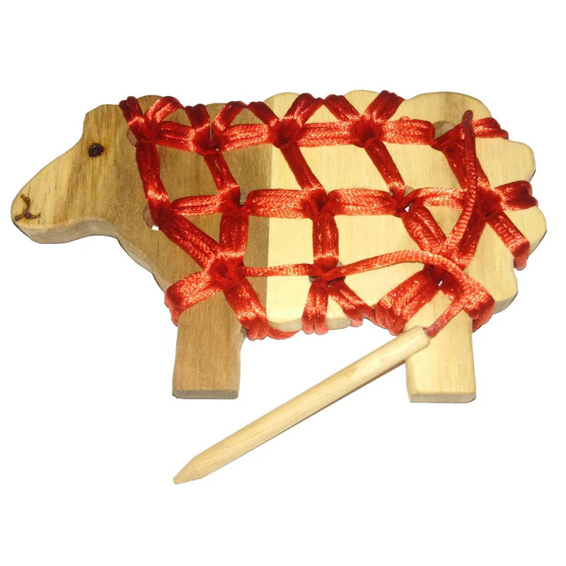 Q Toys Lacing Sheep