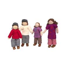 Papoose Caucasian Family Dolls 4pc