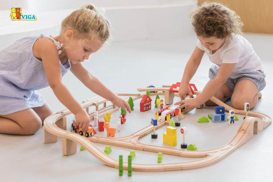 Viga Train Set 90pc