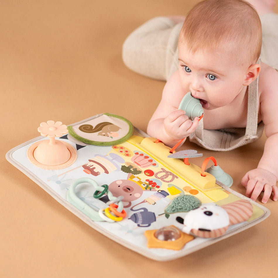 TAF Peek, Pop & Play Station