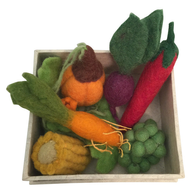 Papoose Small Felt Veggie Set Boxed