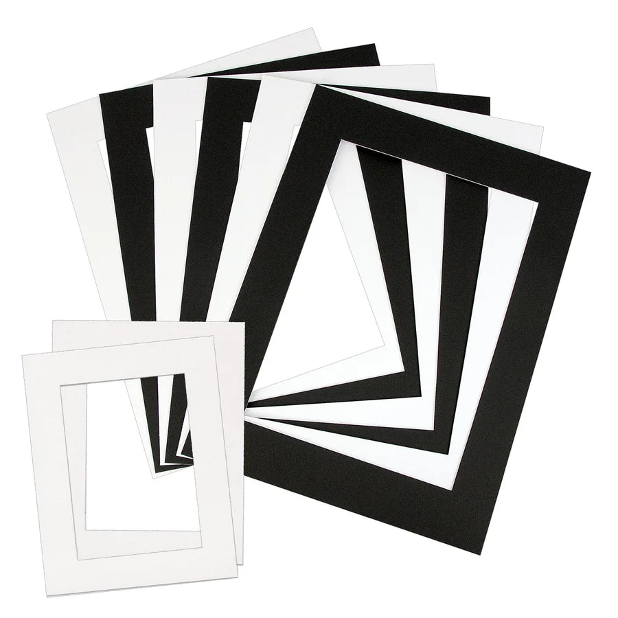 Pre-Cut Mounts Black & White 10pk - A4
